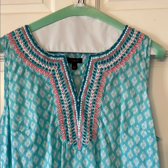 Sleeveless Aqua Patterned Top By Talbots - Picture 5 of 13